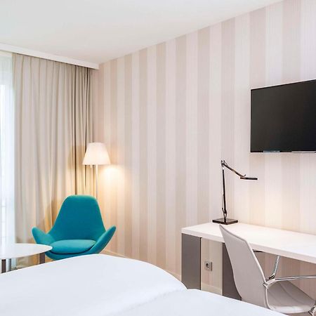Nh Berlin Alexanderplatz Hotel Ngoại thất bức ảnh