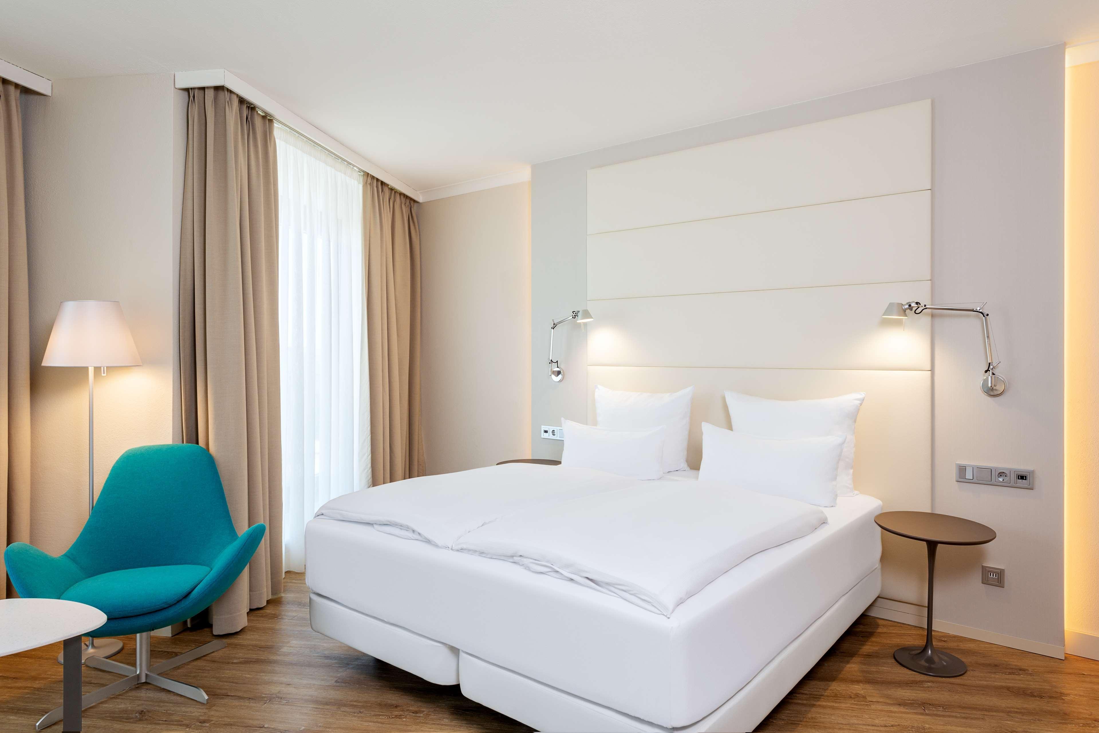 Nh Berlin Alexanderplatz Hotel Ngoại thất bức ảnh