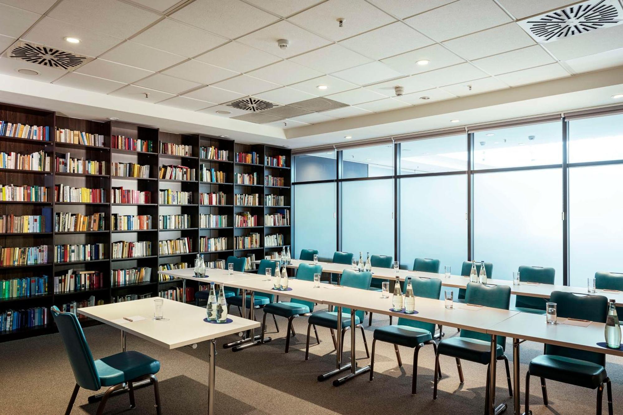 Nh Berlin Alexanderplatz Hotel Ngoại thất bức ảnh