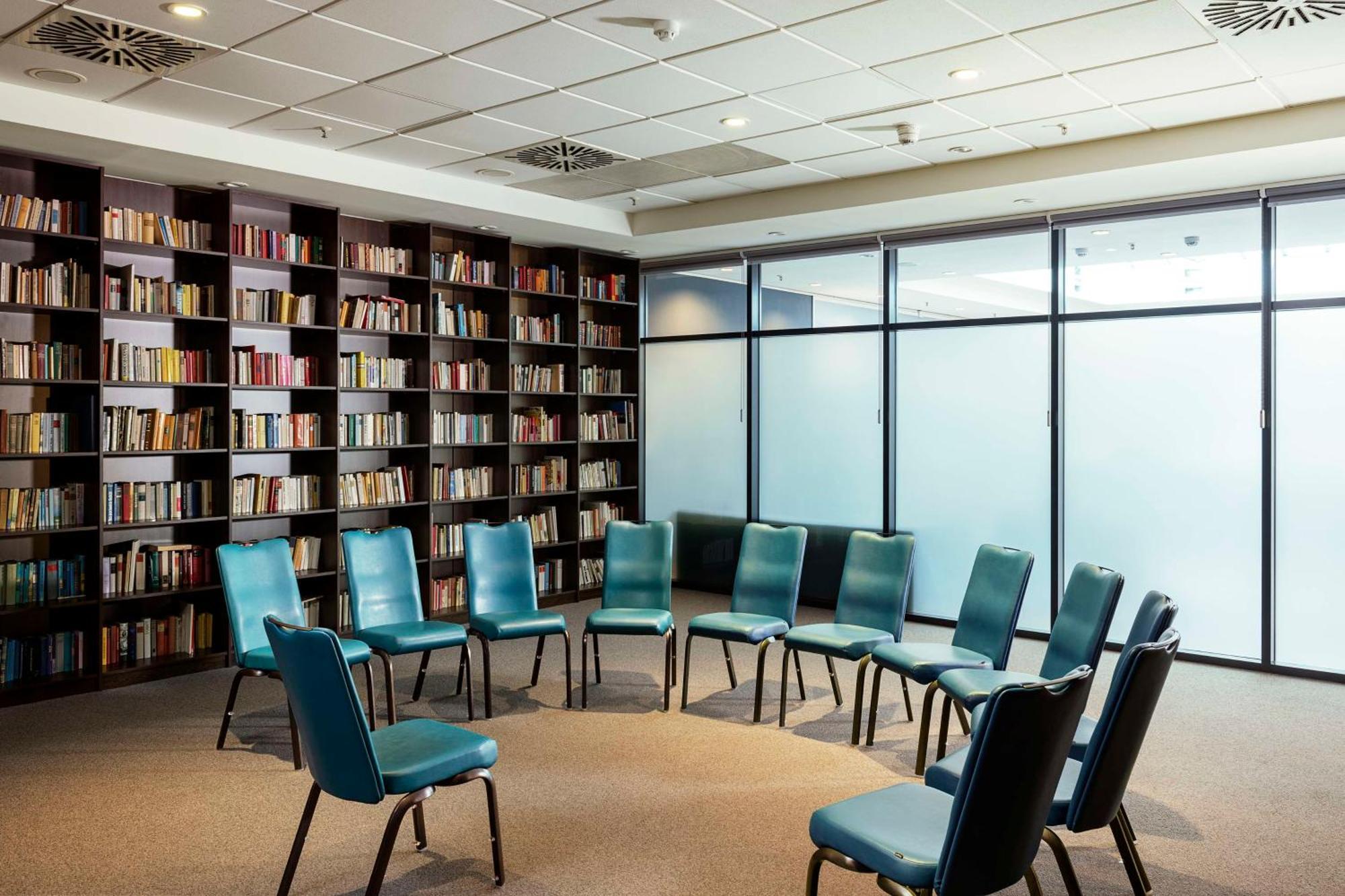 Nh Berlin Alexanderplatz Hotel Ngoại thất bức ảnh