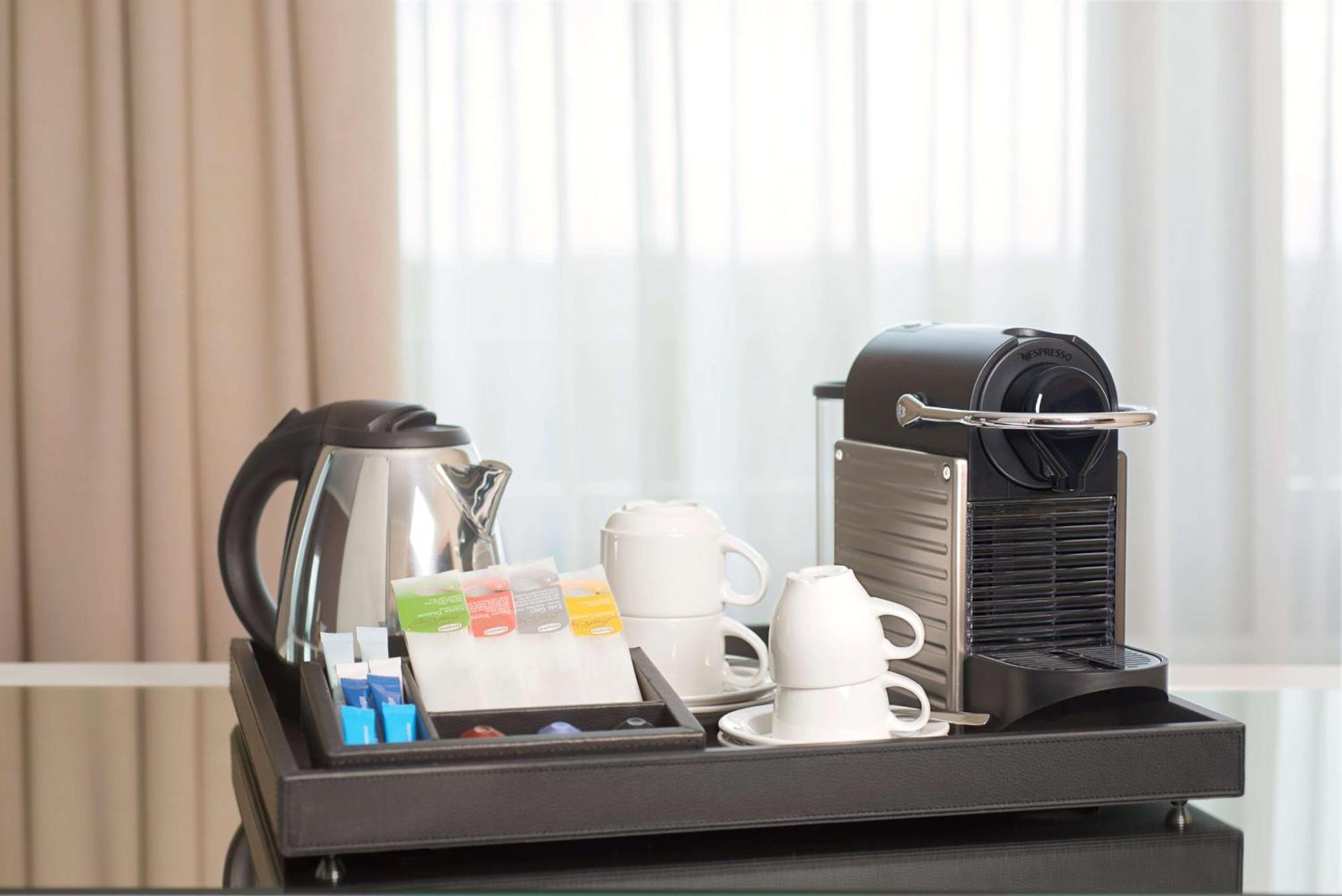 Nh Berlin Alexanderplatz Hotel Ngoại thất bức ảnh