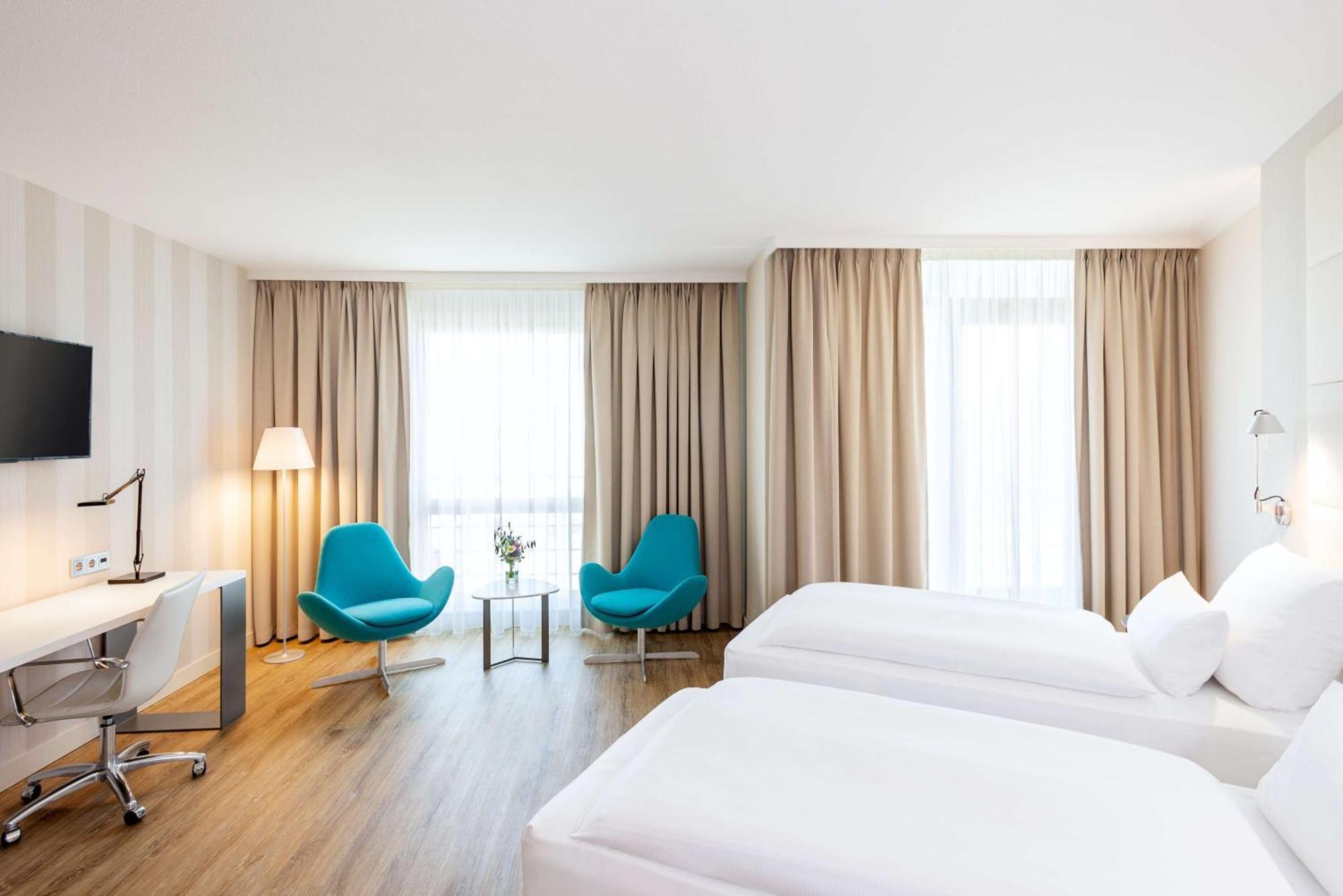 Nh Berlin Alexanderplatz Hotel Ngoại thất bức ảnh