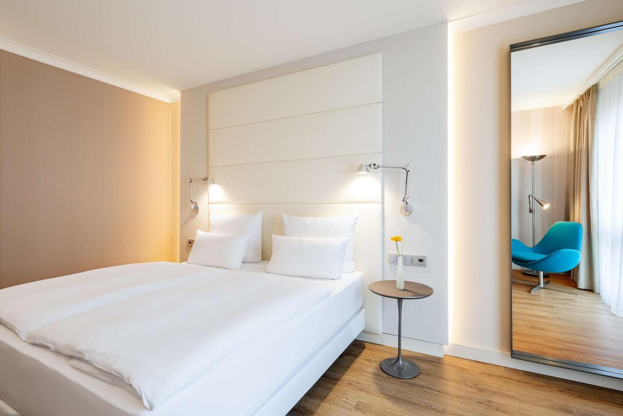 Nh Berlin Alexanderplatz Hotel Ngoại thất bức ảnh